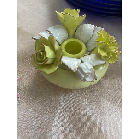 Royal Adderley England Floral Bone China Mini Flower Figurine Porcelain Bouquet - Picture 2 of 7